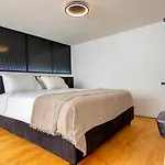 Luxury Loft In The Center